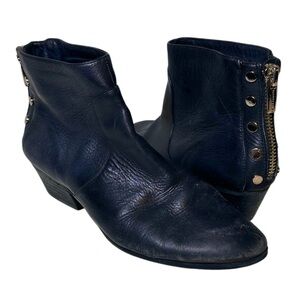 Vince Camuto Cinza Studded Booties Black